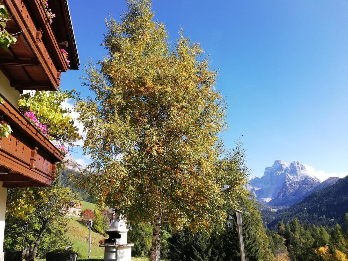 Cesa De Conesel Apartment Colle Santa Lucia Luaran gambar